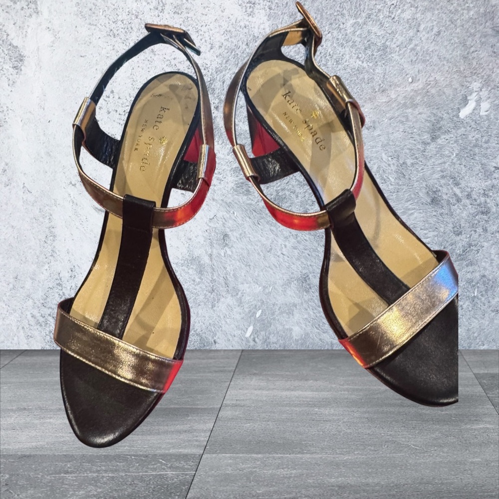 Kate Spade Elegant Black and Rose Gold Sandals